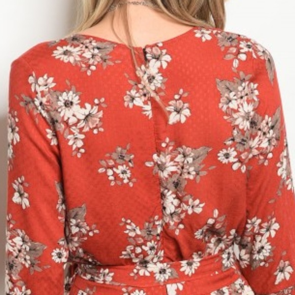 ONLY 1 Left SZ L! Orange Floral Bell Sleeve Romper - Picture 5 of 6